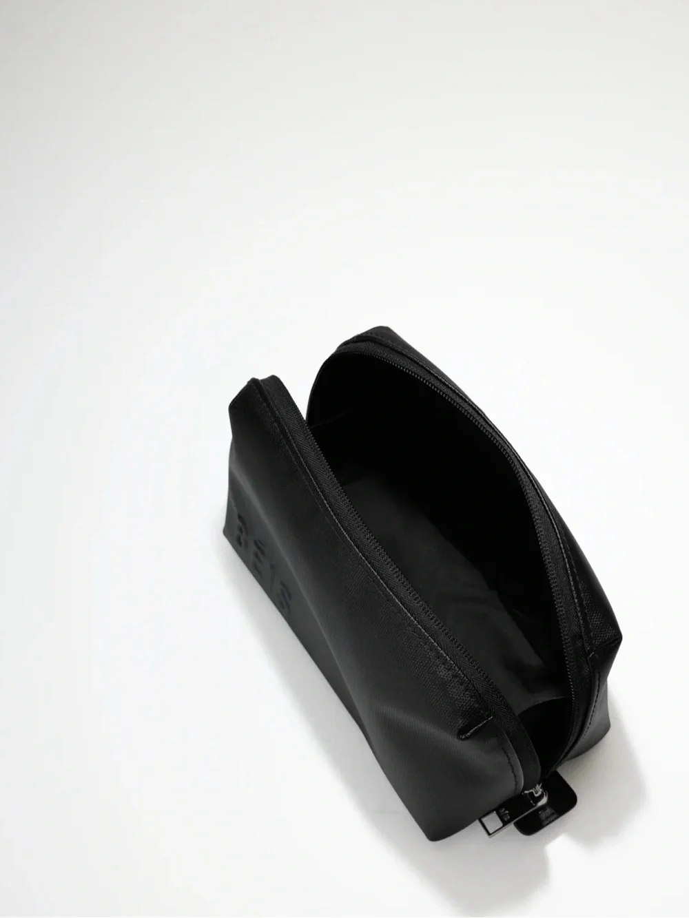 BEIS Small Cosmetics Pouch in Black - Picture 4 of 7